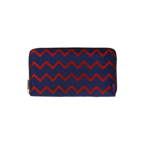 Rowing Blazers Women's TIE FABRIC CLUTCH Navy Red Zig-Zag 4.25" x 7.5" NWT - Picture 1 of 3